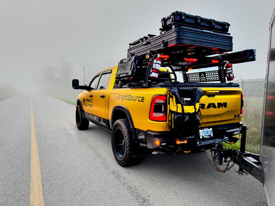 Dodge Ram w/Tri-fold Brackets