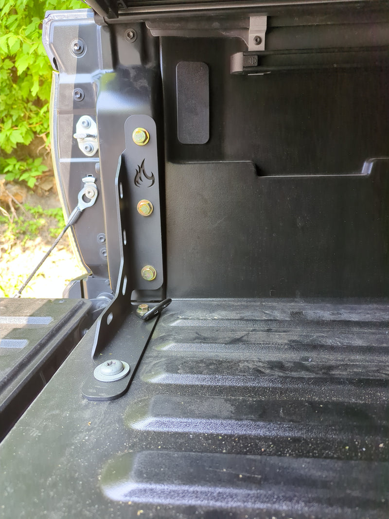 Load image into Gallery viewer, Toyota Tacoma Stainless Steel Bed Stiffener Kit