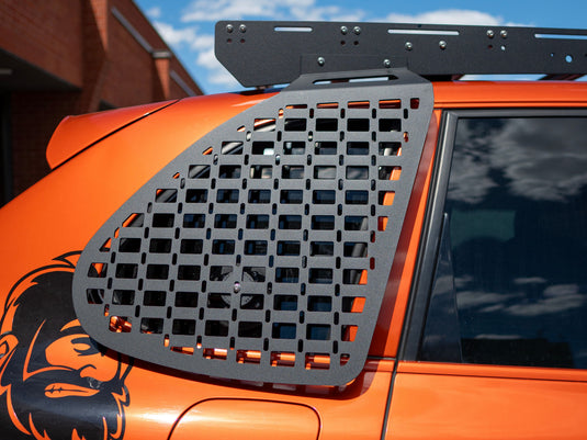 Panneau MOLLE de lunette arrière Porsche Cayenne
