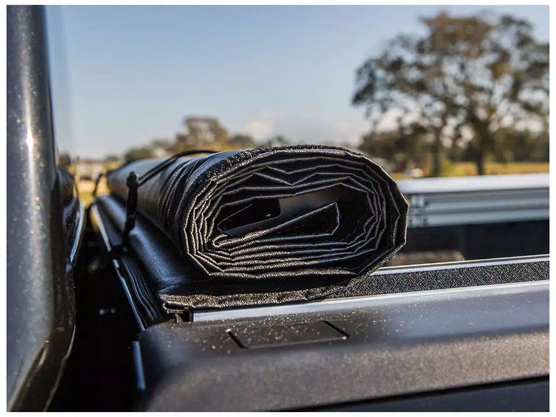 Chargez l&#39;image dans la visionneuse de la galerie, Access TonnoSport Soft Roll Up Tonneau Cover
